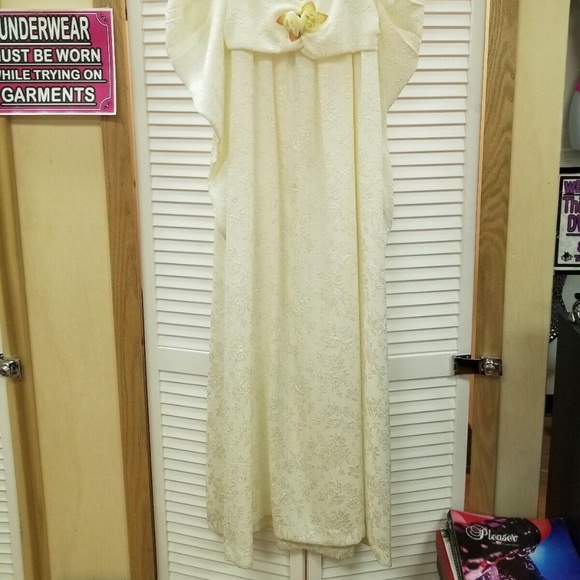 Ivory Romantic Goth Eternal Love Long Dress 2329 - Picture 4 of 12